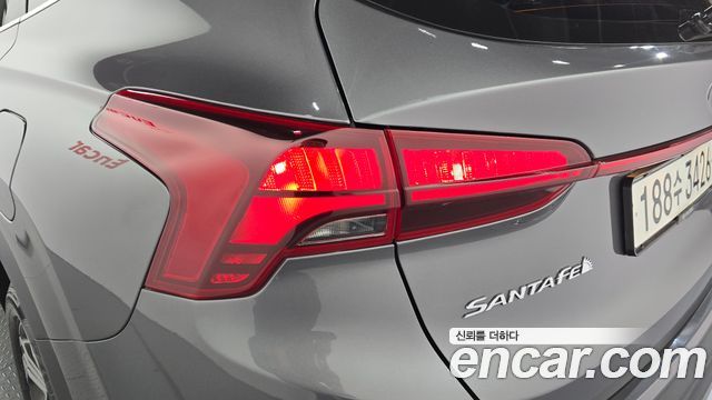 Hyundai Santafe 2022 — photo 9