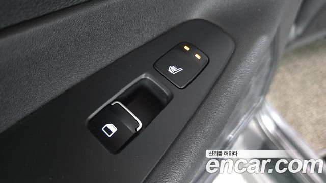 Hyundai Santafe 2022 — photo 28