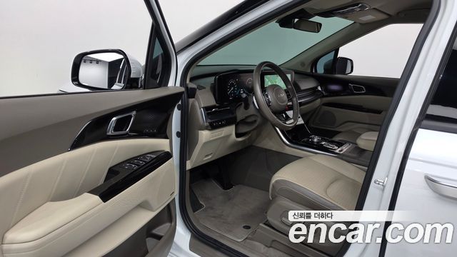 Kia Canival 2022 — photo 13