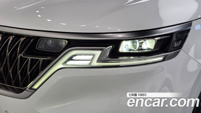 Kia Canival 2022 — photo 8