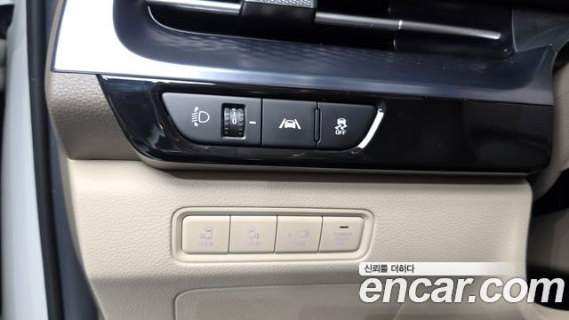 Kia Canival 2022 — photo 28