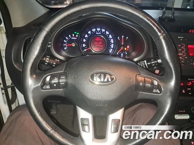 Kia Sportage 2013 — photo 13