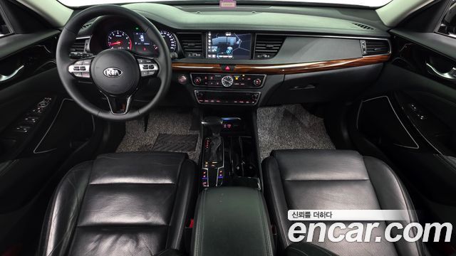 Kia K7 2016 — photo 10