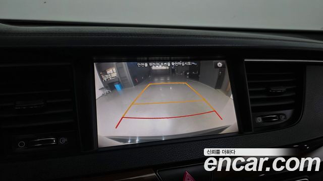Kia K7 2016 — photo 21
