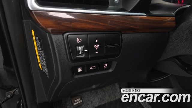 Kia K7 2016 — photo 27