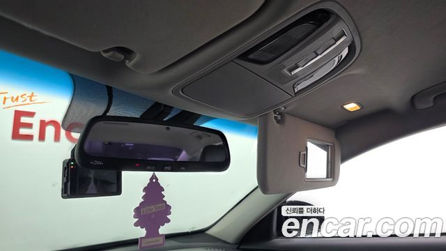 Kia K7 2016 — photo 31