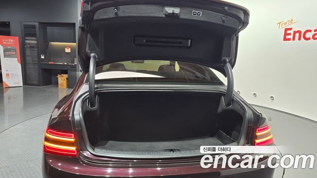 Genesis G80 2021 — photo 31
