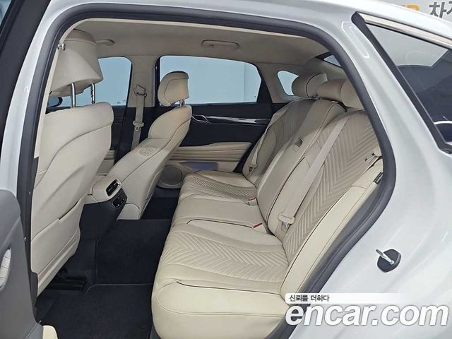 Genesis G80 2023 — photo 12