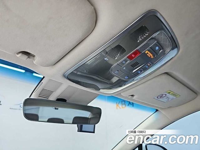 Genesis G80 2023 — photo 17