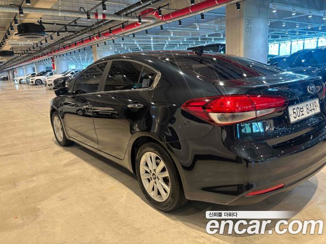Kia K3 2017 — photo 2