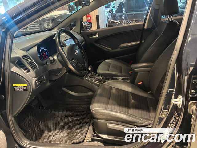 Kia K3 2017 — photo 7