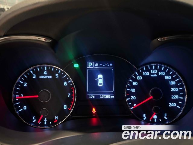 Kia K3 2017 — photo 8
