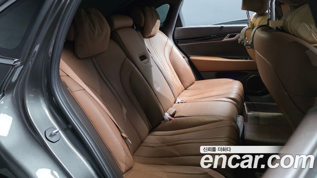 Genesis G80 2022 — photo 17