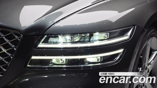Genesis G80 2022 — photo 8