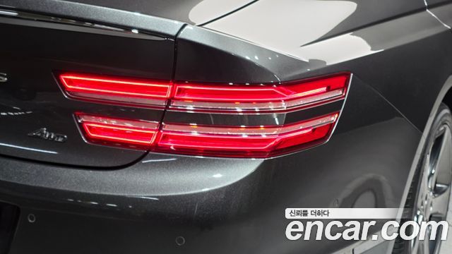 Genesis G80 2022 — photo 9