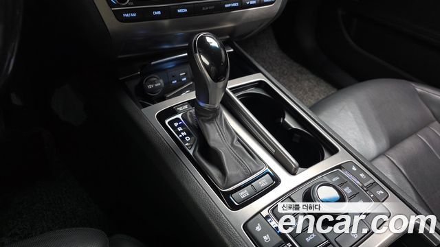 Hyundai Genesis 2014 — photo 12