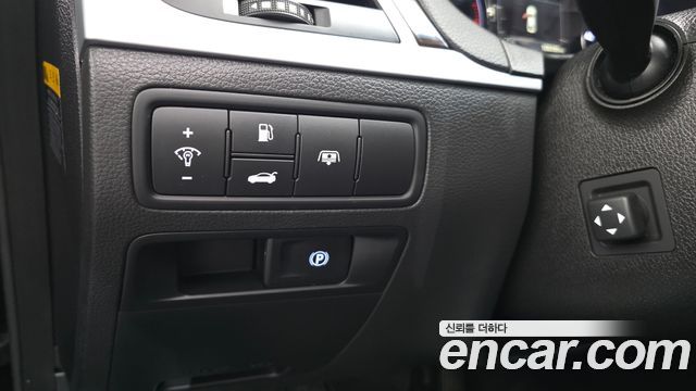 Hyundai Genesis 2014 — photo 22