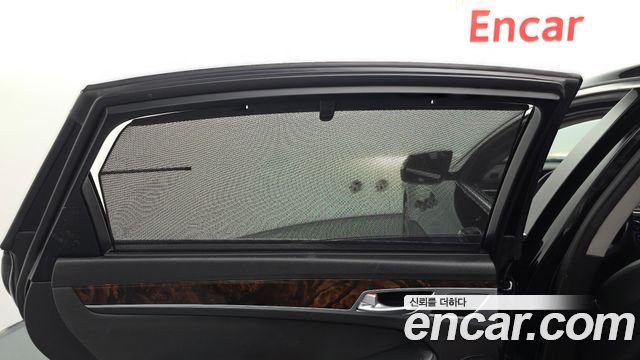 Hyundai Genesis 2014 — photo 24