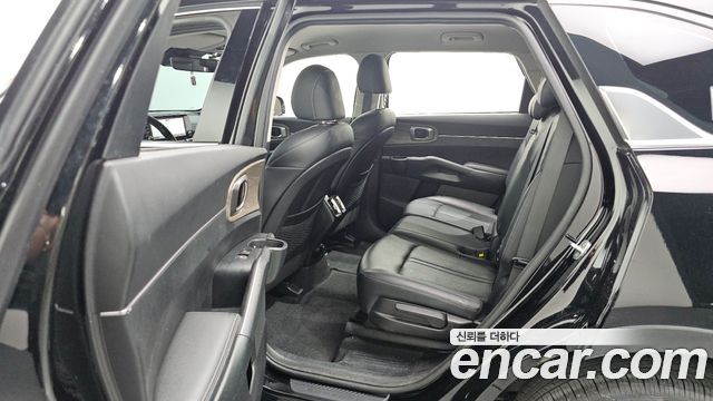Kia Sorento 2022 — photo 17