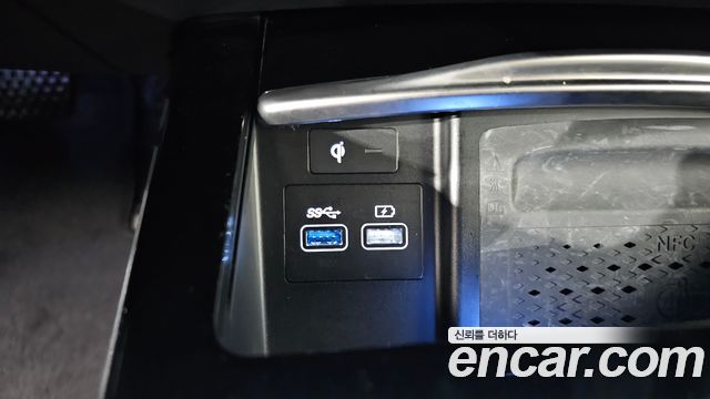 Genesis G80 2021 — photo 28