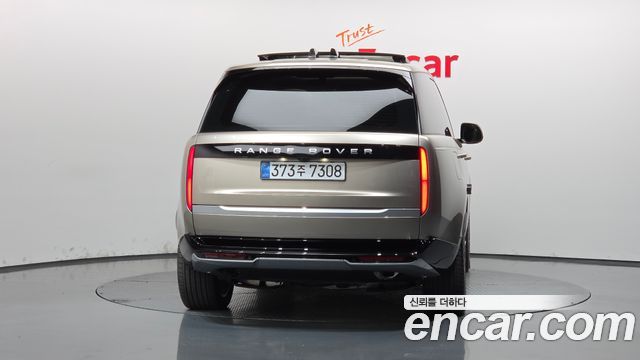 Land Rover Range Rover 2026 — photo 4