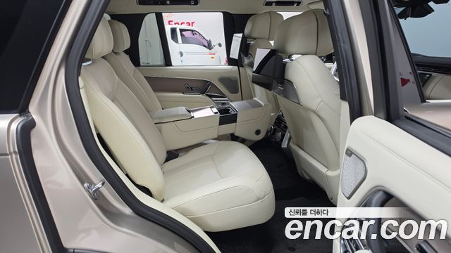 Land Rover Range Rover 2026 — photo 17