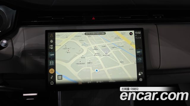 Land Rover Range Rover 2026 — photo 18