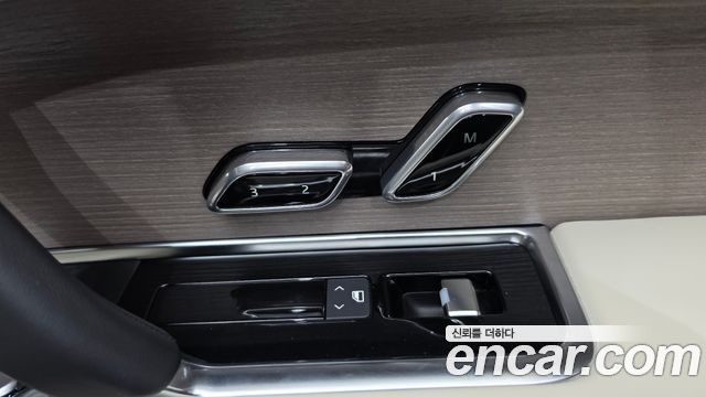 Land Rover Range Rover 2026 — photo 34
