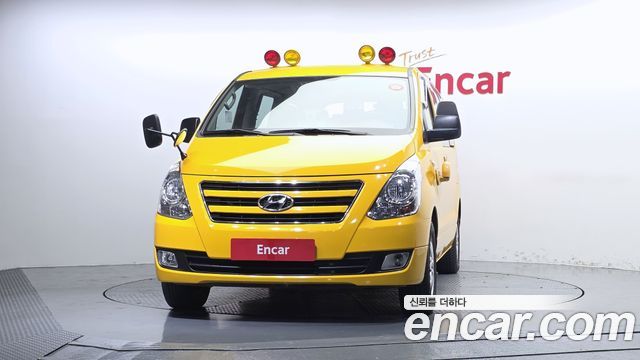 Hyundai Starex 2018 — photo 3
