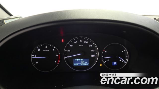 Hyundai Starex 2018 — photo 11