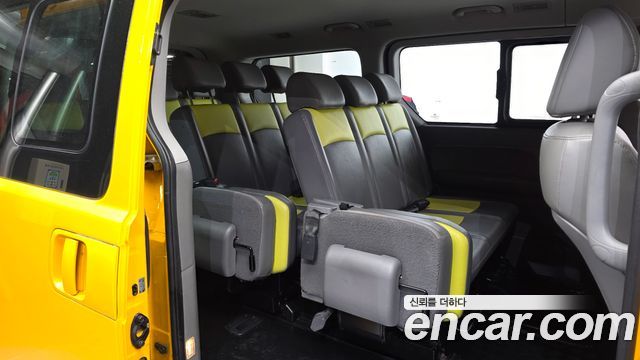 Hyundai Starex 2018 — photo 17