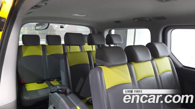Hyundai Starex 2018 — photo 18