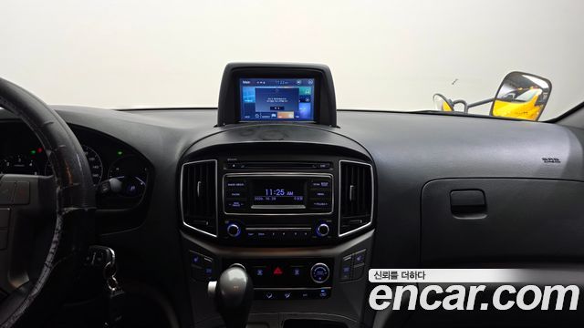 Hyundai Starex 2018 — photo 20