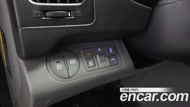 Hyundai Starex 2018 — photo 26