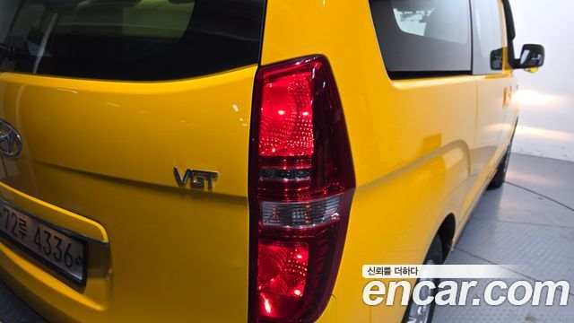Hyundai Starex 2018 — photo 9