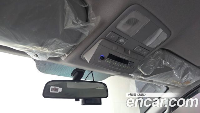 Hyundai Starex 2018 — photo 27