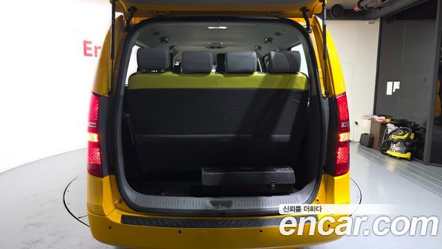Hyundai Starex 2018 — photo 30
