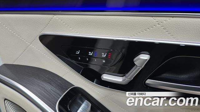 Mercedes-Benz S-Class 2022 — photo 23