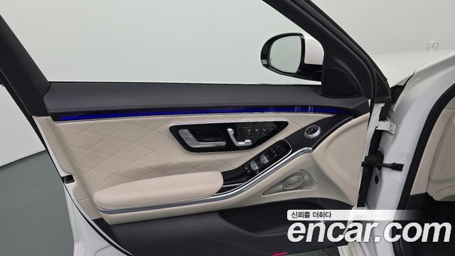 Mercedes-Benz S-Class 2022 — photo 14
