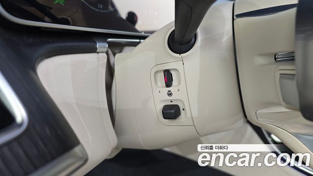 Mercedes-Benz S-Class 2022 — photo 28