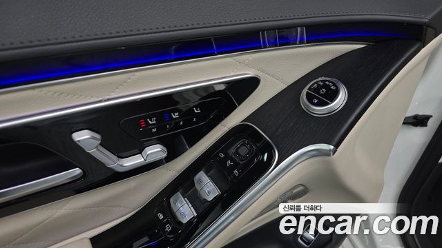 Mercedes-Benz S-Class 2022 — photo 30