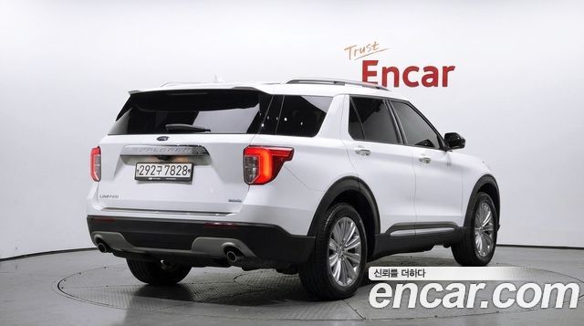 Ford Explorer 2020 — photo 2