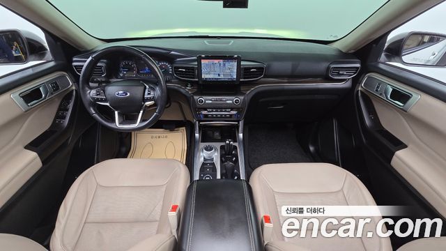 Ford Explorer 2020 — photo 10