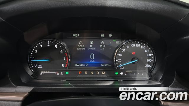 Ford Explorer 2020 — photo 11