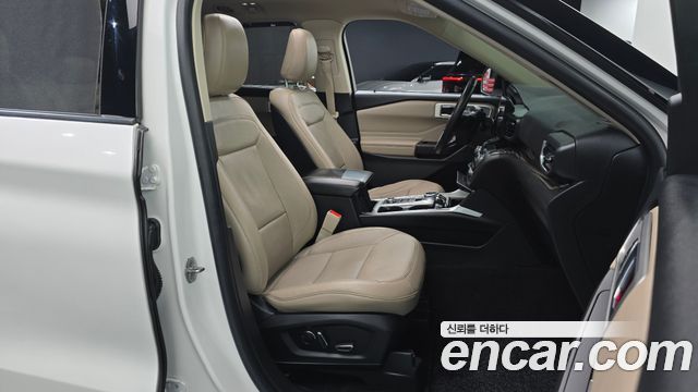 Ford Explorer 2020 — photo 16
