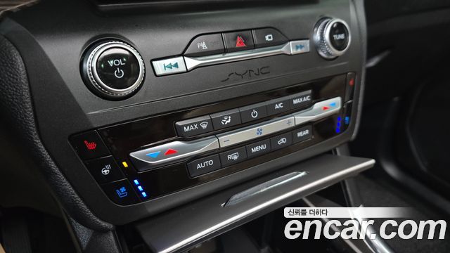 Ford Explorer 2020 — photo 27