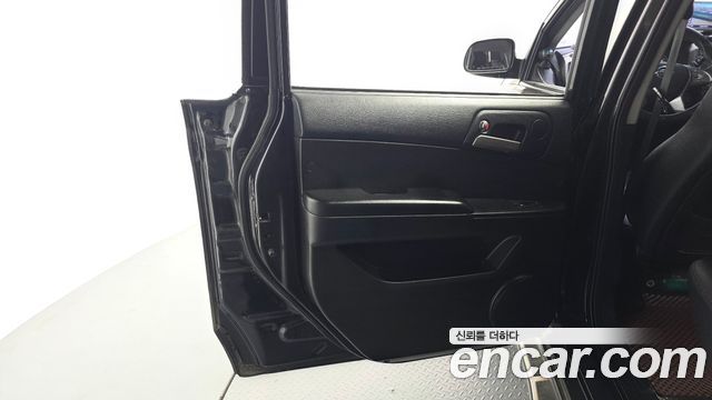 KG Mobility KORANDO 2018 — photo 15