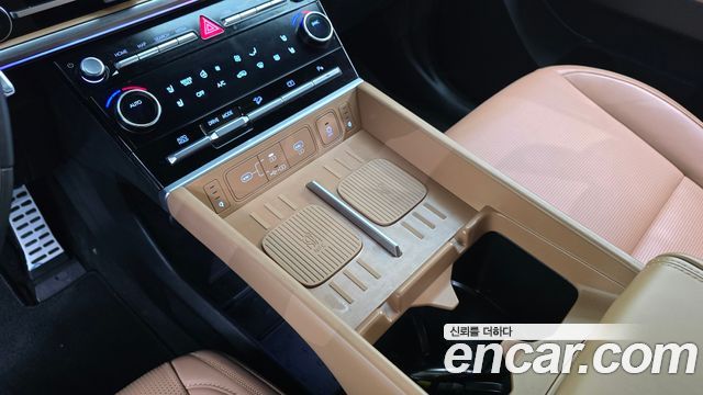 Hyundai Santafe 2025 — photo 24
