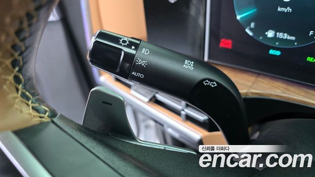 Hyundai Santafe 2025 — photo 26