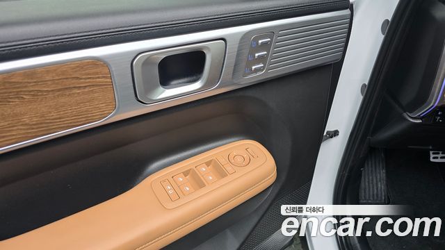 Hyundai Santafe 2025 — photo 28